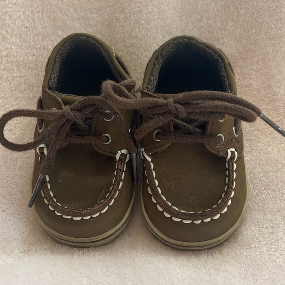 Infant size 2m Sperry - Picture 1 of 3